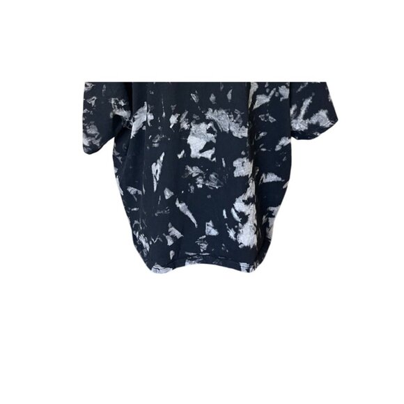 Hot Topic Womens Creature of The Night T-Shirt XL Tie-Dye Crop Y2K Goth Grunge - Picture 9 of 12